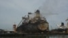 Kondisi kapal tanker MT Jag Leela usai mengalami kebakaran, Selasa, 12 Mei 2020. (Foto: Anugrah Andriansyah/VOA)