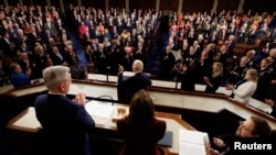El presidente de Estados Unidos, Joe Biden, se dirige a ambas cámaras del Congreso con motivo del discurso sobre el Estado de la Nación, en Washington, el 7 de febrero de 2023.