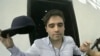 En esta imagen del 17 de octubre de 2019 de un video proporcionado por el Gobierno de México, se muestra a Ovidio Guzmán López en el momento de su detención en Culiacán, México.