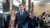 El secretario de Estado de EEUU, Marco Rubio, saluda a los funcionarios del Departamento de Estado, el martes 21 de enero de 2025, en Washington. 