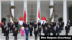 Survei dari Saiful Mujani Research Consulting (SMRC) menunjukkan tingkat dukungan publik terhadap kinerja pemerintah dalam menangani krisis ekonomi akibat Covid-19 stabil dan bahkan sedikit membaik. (Foto: Courtesy/Biro Setpres)