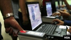 El convenio haría posible a Cuba expedir documentos de identidad venezolanos a extranjeros.